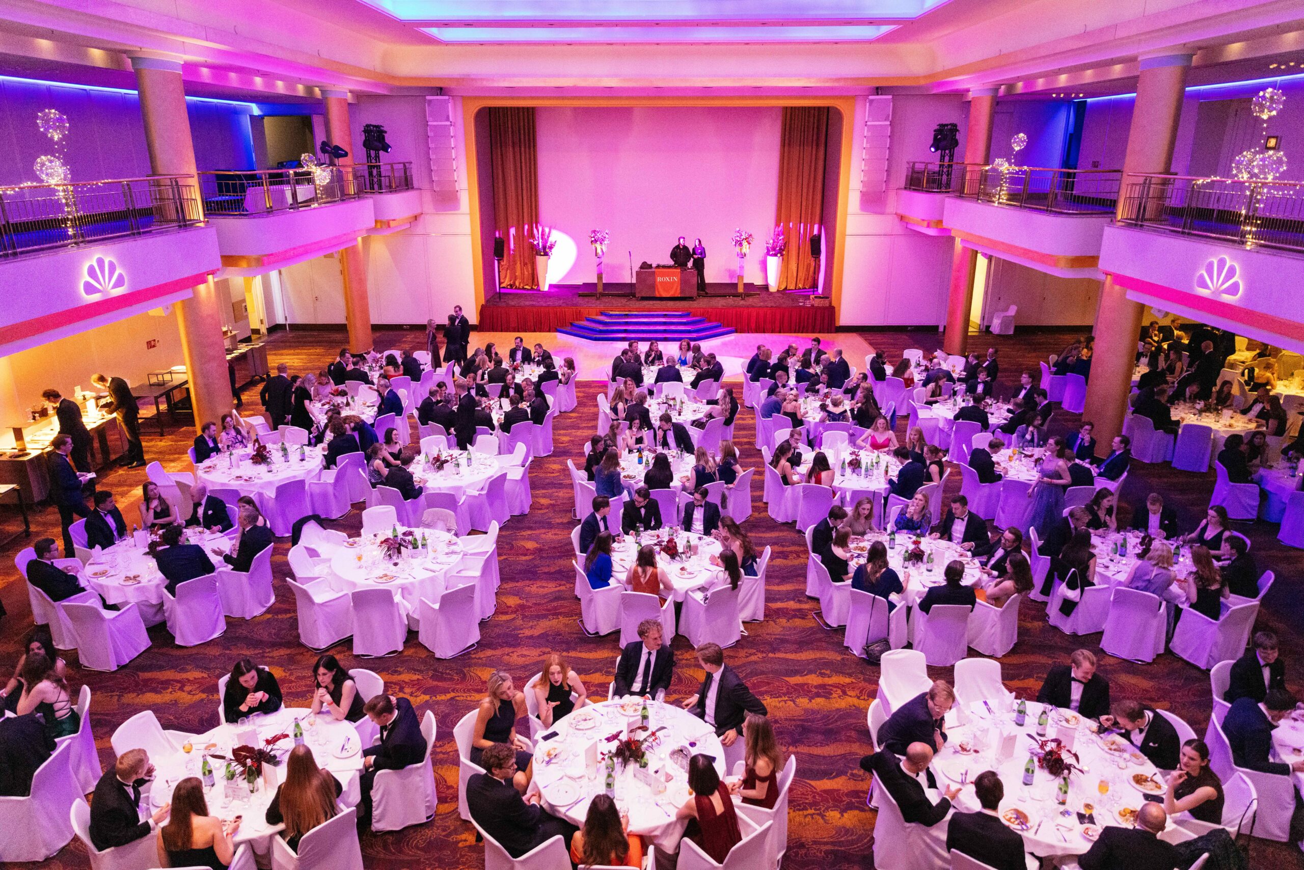 ROXIN als Hauptsponsor des Bucerius Alumni e.v. Dinners - ROXIN ...